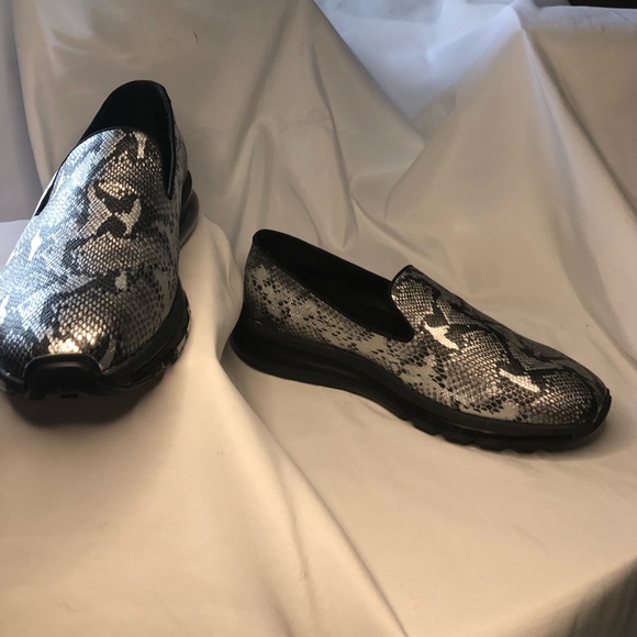 Grey Snake 🐍 Steve Madden slip on loafer sz 13 - Picture 16 of 16